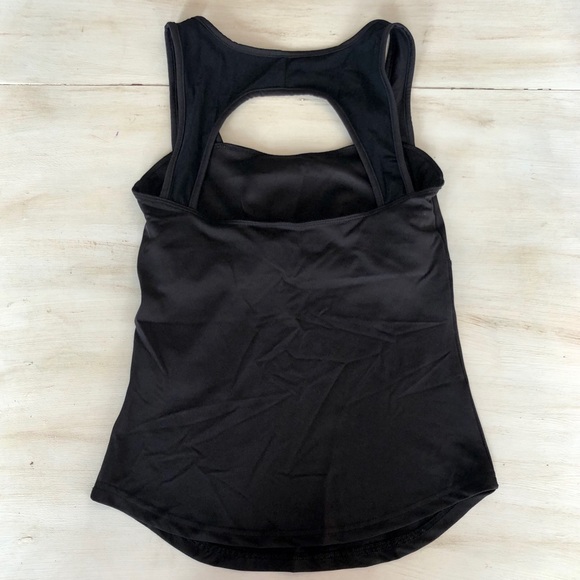 Reebok Play Dry Tank Athletic Top - Like New! - Picture 4 of 10